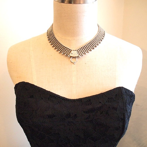 ヴィクトリアン　シルバーボール　カラーネックレス　