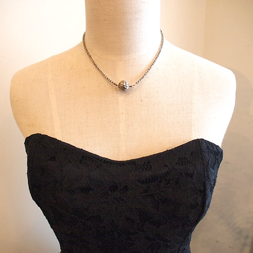 シルバー　フィリグリボール＆タイニーフラワーチェーンネックレス