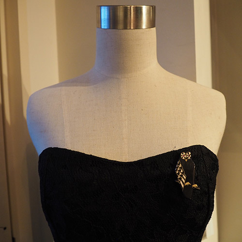 シルバー＆ゴールドペイント　ガラリス　フクロウブローチ