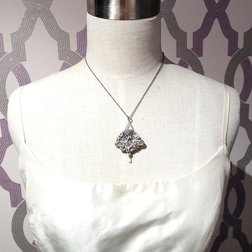 シルバー&シードパール アールヌーボーレディ ペンダントブローチ