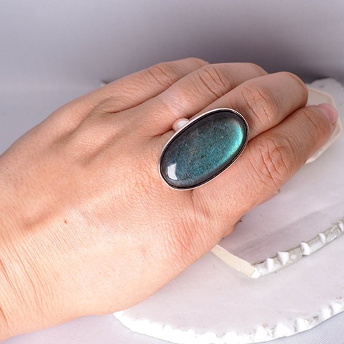 カウニスコル　ラブラドライト　オーバルリング（3cm)