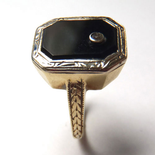 14金　オニキス＆ダイヤモンド　スクエアリング