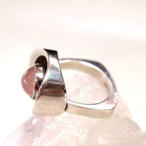 N.E.FROM(N.E.フロム）ローズクオーツ　デザインリング