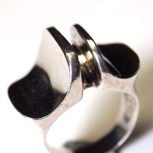 シルバーモダンリング