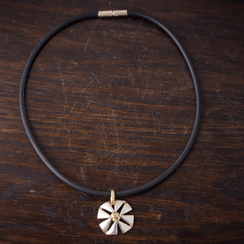 GEORG JENSEN ジョージジェンセン　シルバー＆18金　クロス　ラバーチョーカー