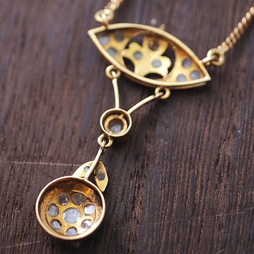 18金　ローズカットダイヤモンド　サークルフラワーネックレス