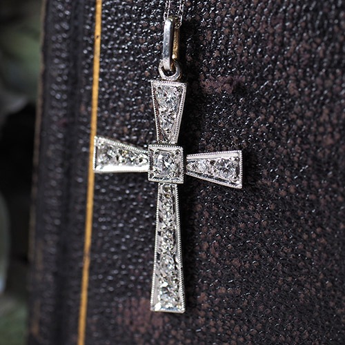 18金 ホワイトゴールド ダイヤモンド アールデコクロス(フランス アンティークジュエリー)