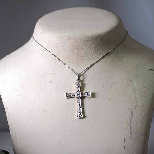 18金 ホワイトゴールド ダイヤモンド アールデコクロス(フランス アンティークジュエリー)