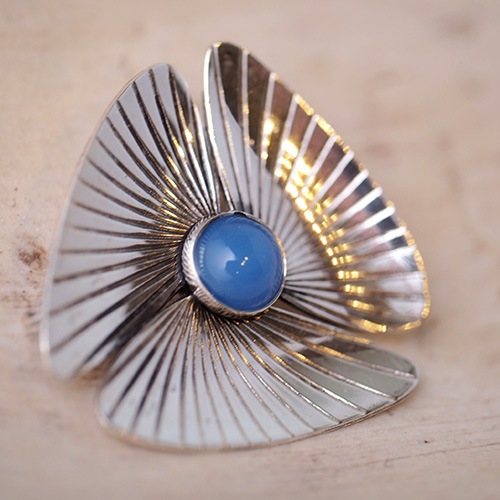 K. P スウェーデン シルバー カルセドニーブローチ