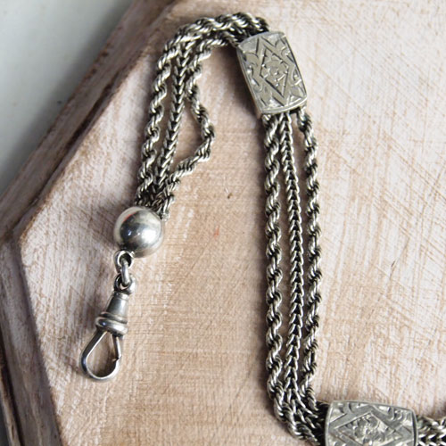 ヴィクトリアン　シルバー　タッセルアルバートチェーン(ショート）