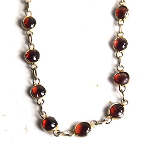 ガーネット　ロングネックレス