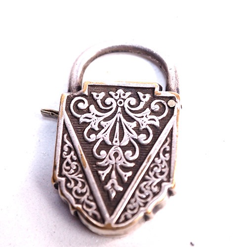 シルバーカラーメタル　スクエアパドロック