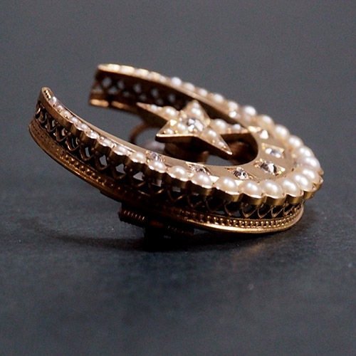 18金　ダイヤモンド＆シードパール　ムーン＆クレセントブローチ