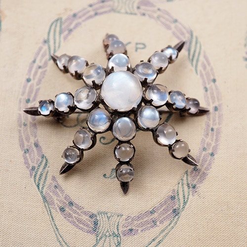 シルバー　ブルームーンストーン　ビッグスターブローチ