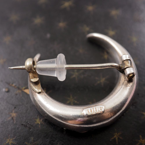 シルバー＆ペースト　三日月ブローチ(2.2cm)