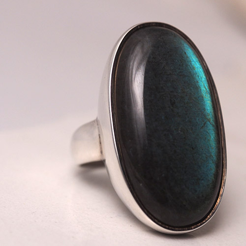 カウニスコル　ラブラドライト　オーバルリング（3cm)