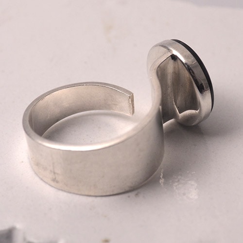 Valo Koru ヴァロコル　ラブラドライト　スペクトロライト　リング