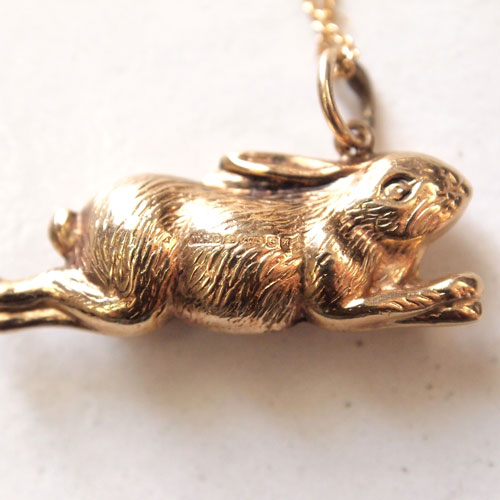 sold 9金うさぎチャーム 