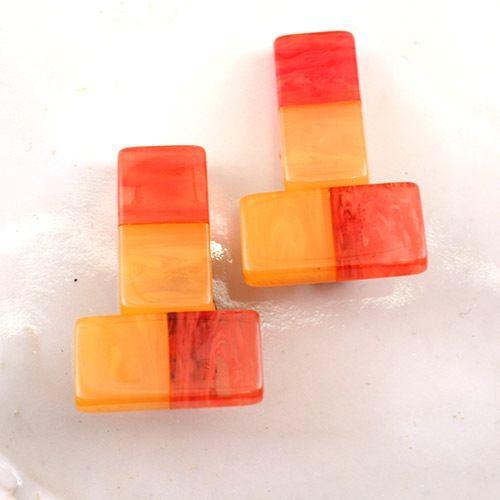 パステルピンク＆ベージュ　ベークライトイヤリング