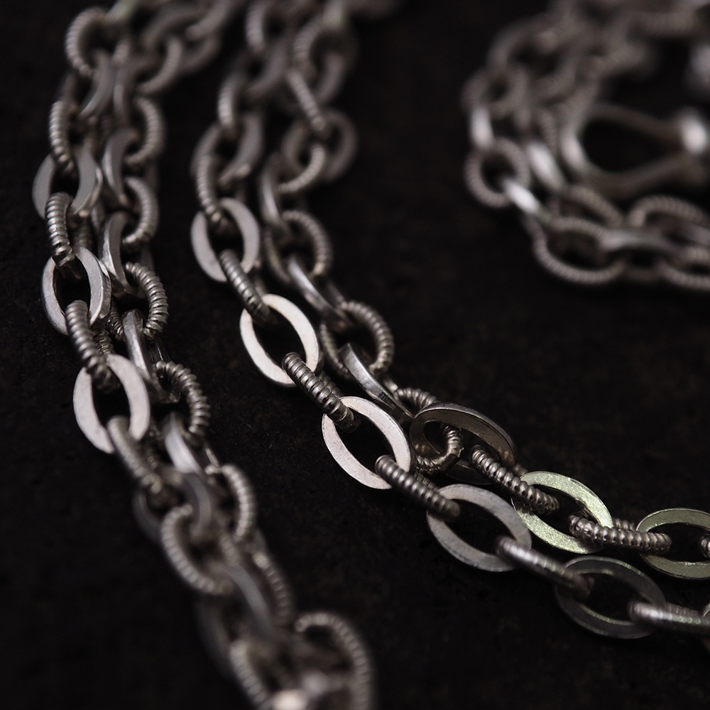 シルバー 2テキスチャーリンクアンティークチェーン　142cm