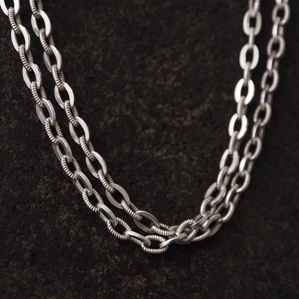 シルバー 2テキスチャーリンクアンティークチェーン　142cm