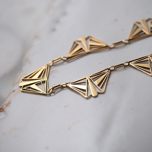 18金　アールデコ　トライアングル　フィリグリーネックレス