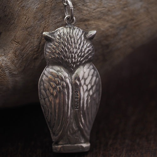 Hans Jensen シルバーフクロウペンダント