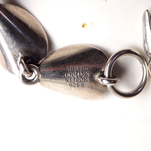 N.E.FROM (N.E.フロム) デンマーク モダンフラワーブレスレット