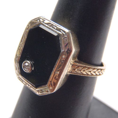 14金　オニキス＆ダイヤモンド　スクエアリング