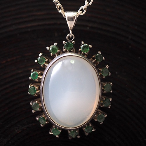 シルバー　天然ムーンストーン&エメラルド　ペンダント