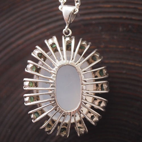 シルバー　天然ムーンストーン&エメラルド　ペンダント