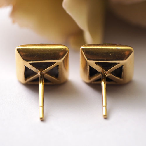 18金　ダイヤモンドパヴェセッティング　スクエアピアス（アンティークジュエリー）