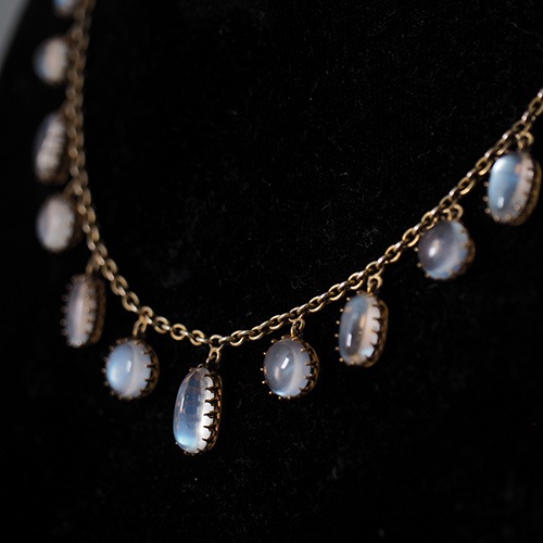 9金　ブルームーンストーン　フリンジネックレス