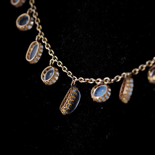 9金　ブルームーンストーン　フリンジネックレス