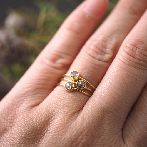 18金 シャンパンブラウン ローズカットダイヤモンド スキニーリング