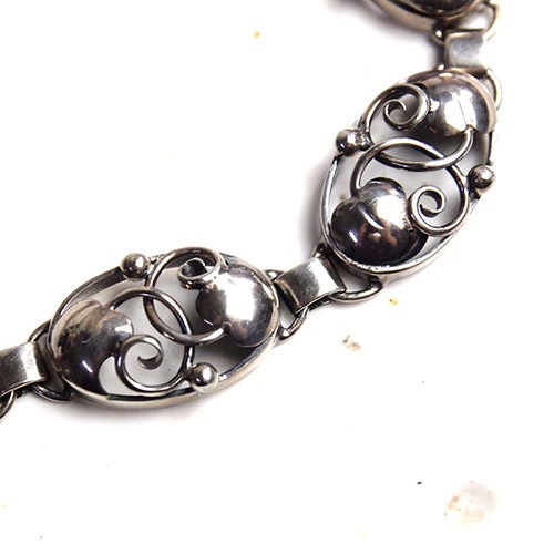 ERIK JUUL BUSCH デンマーク クラシカル　リーフネックレス