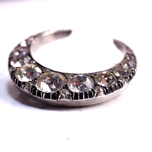 シルバー＆オールドマインカットペースト　ビッグクレセントブローチ