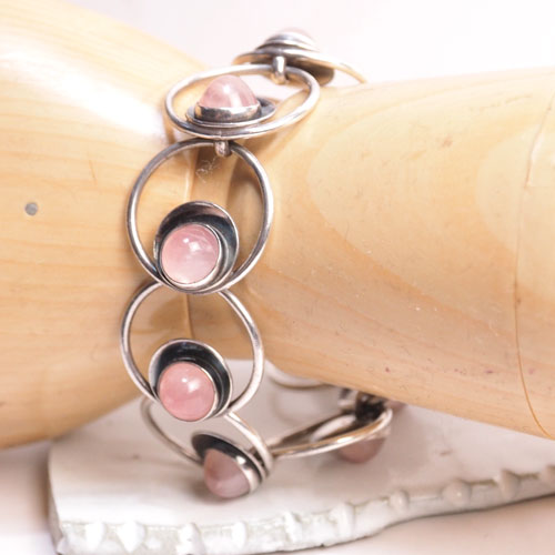 N.E.フロム　ローズクォーツ　ドットブレスレット