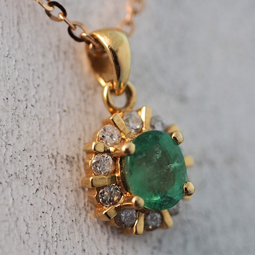 18金 天然エメラルド ダイヤモンド プチペンダント