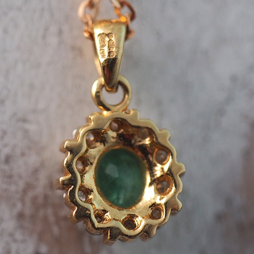 18金 天然エメラルド ダイヤモンド プチペンダント