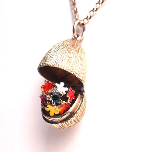 STUART DEVLINスチュアートデヴリン　フラワーインエッグ　シルバーペンダント