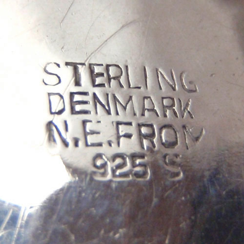 N.E.FROM (N.E.フロム） デンマーク ローズクォーツドットブローチ