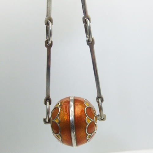 DAVID ANDERNSEN（デビッド・アンデルセン）ノルウェイ　オレンジエナメルボール　ネックレス