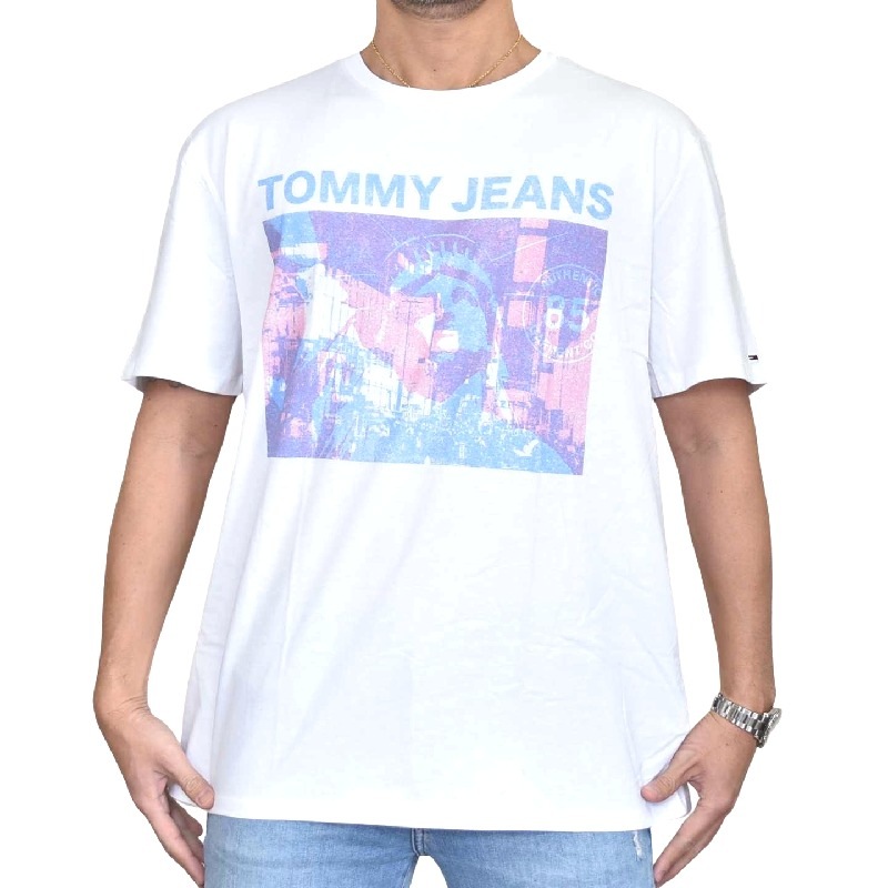 大きいサイズメンズ Tommy Hilfiger Jeans トミーヒルフィガージーンズ 半袖ｔシャツ クルーネック ロゴプリント 白 ホワイト Xl Xxl メール便対応 M便 1 1 大きいサイズのメンズ服専門店 Deff