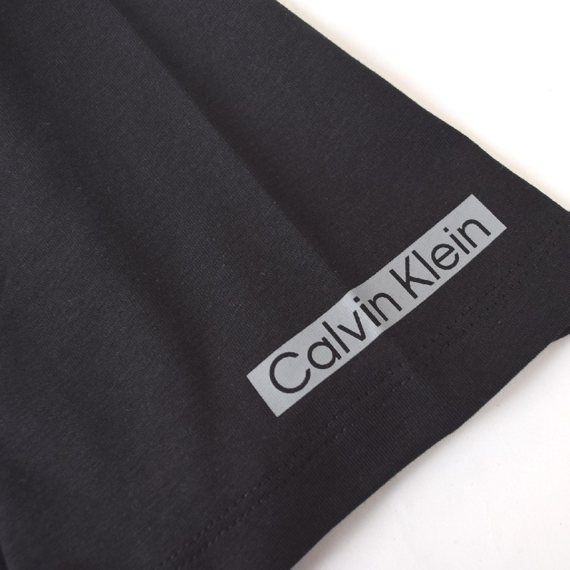 �礭�������� ��� CK Calvin Klein ����Х󥯥饤�� ���롼�ͥå� Ⱦµ�ԥ���� ����ܥ����� XXL