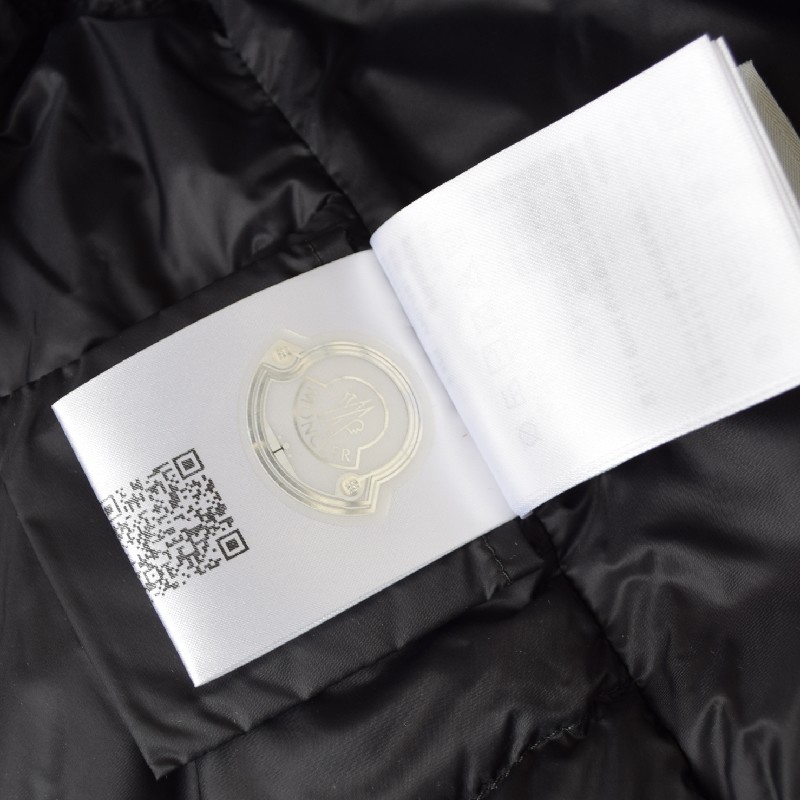 MONCLER ��󥯥졼�� GARDY �ա��ɥ��� �����󥸥㥱�å� 4