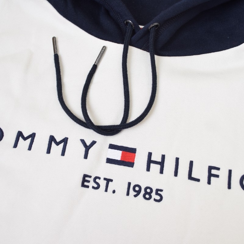 �礭����������� TOMMY HILFIGER �ȥߡ��ҥ�ե����� Embroidered Tommy Logo Hoodie ���顼�֥��å� �ץ륪���С� �������å� �ա��ǥ��� ΢���� �ۿ� �ڤ��ؤ� ���� Ĺµ �ȥåץ� XXL