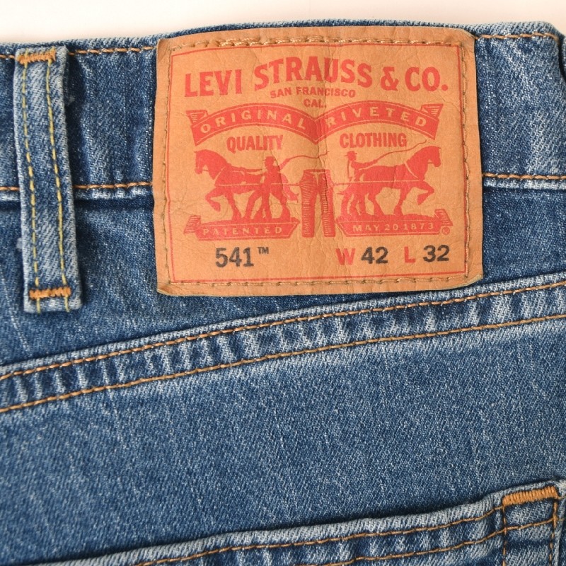 �礭�������� ��� LEVI'S �꡼�Х��� 541 Athletic Taper �ơ��ѡ��� ������ �ǥ˥�ѥ�� �����å���ù� ���ᥫ�� ���ȥ꡼�ȷ� B�� USA��ǥ� w40 w42 w44