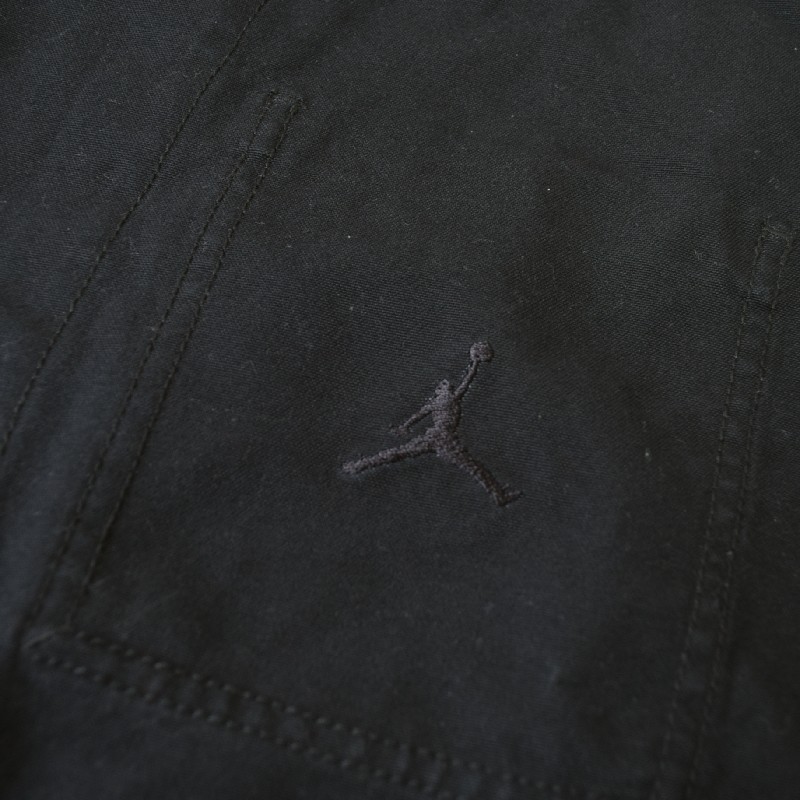 �礭�������� ��� NIKE �ʥ��� AIR JORDAN ������㥱�å� �����ѥ� �����å���ù� ���ᥫ�� USA��ǥ� JORDAN BRAND M J ESS STMT CHICAGO JKT XXL