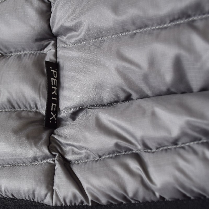 �礭�������� ��� �Ρ����ե����� THE NORTH FACE ���ʥ��㥱�å� ���ݥ���Ȼɽ� �饤�ȥ����� ���㥱�å� Terra Peak Jacket USA��ǥ� XXL